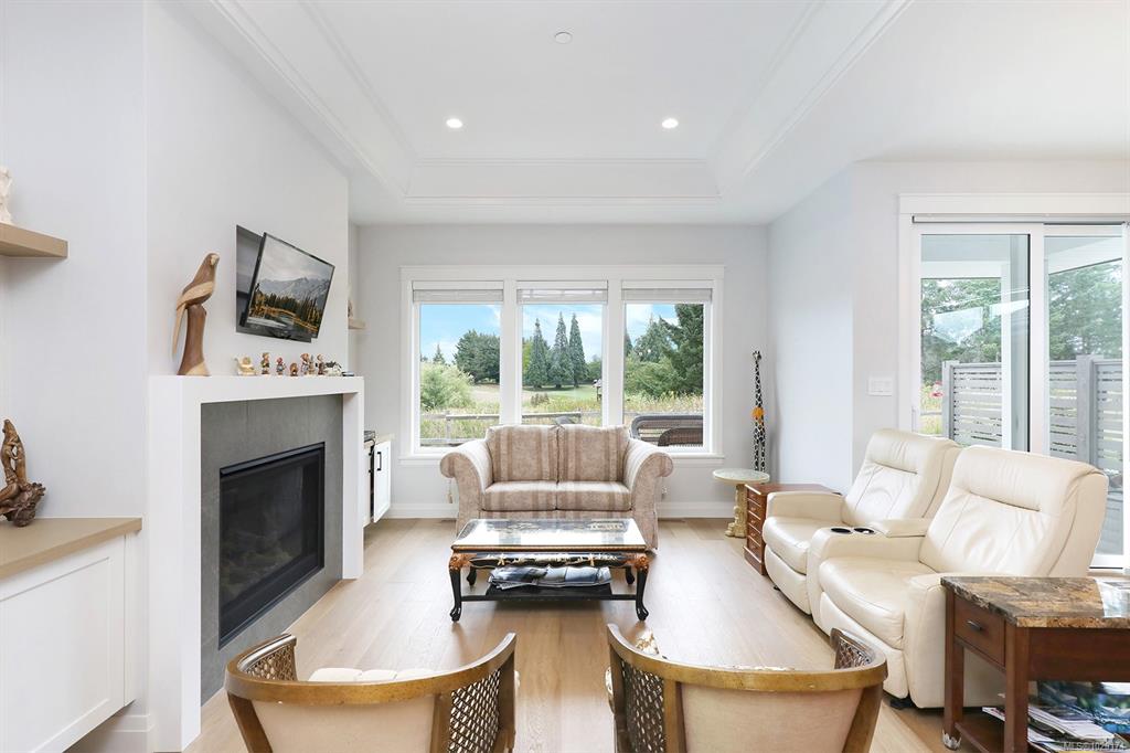 1444 Crown Isle Dr, 1020174, BC,