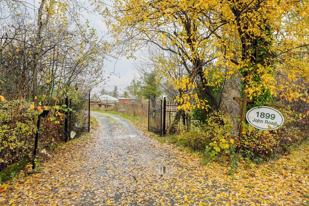 MLS® listing #30218172 for sale located at 1899 John Rd