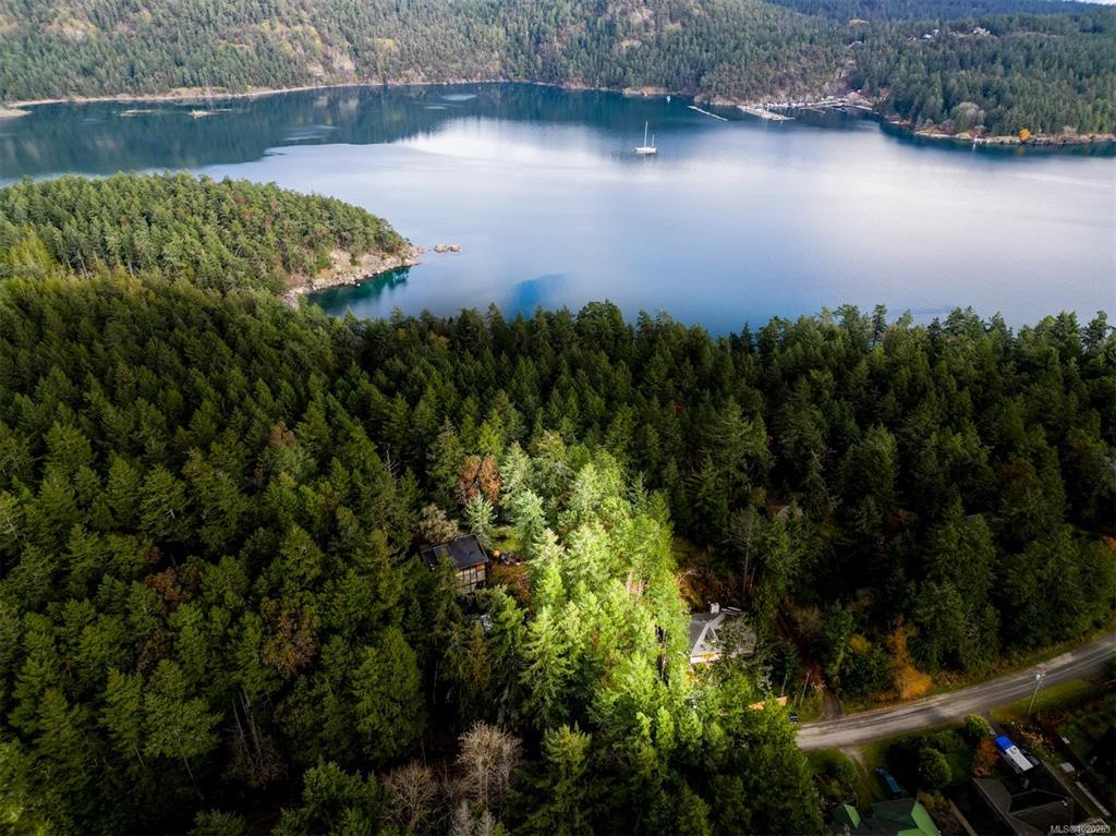 Fourth View of 7904 Plumper Way, Pender Island, BC, V0N 2M2