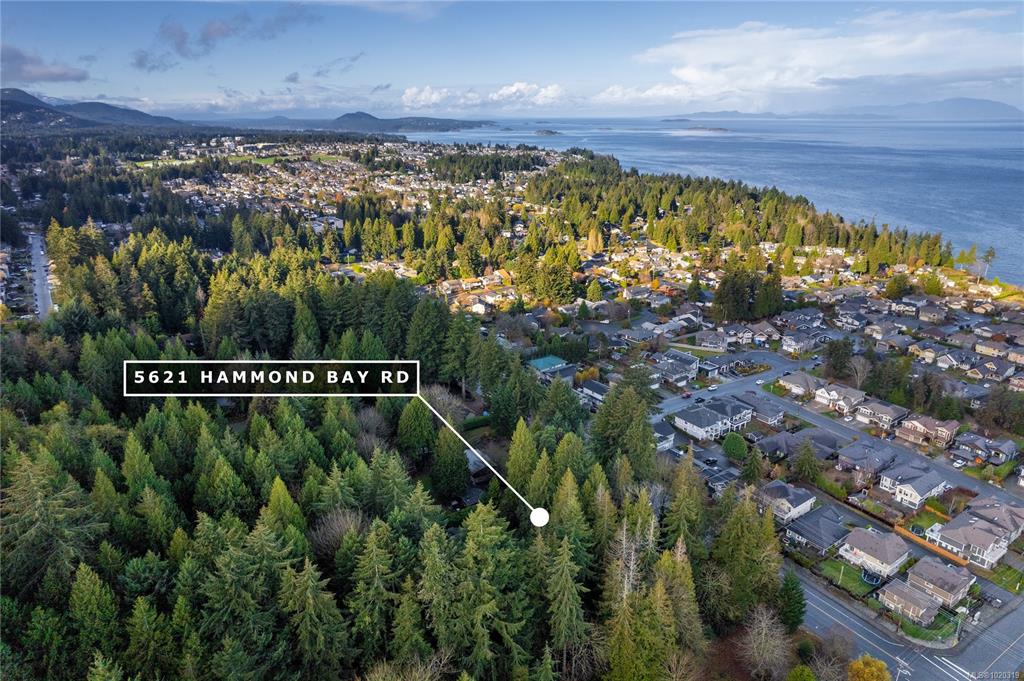 5621 Hammond Bay Rd, 1020319, BC,
