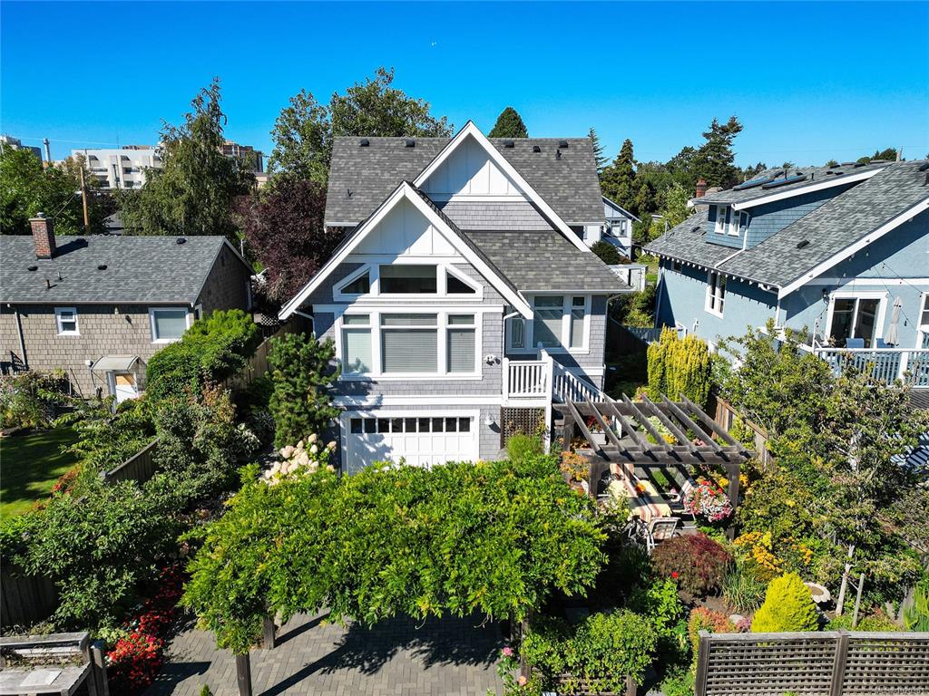Fourth View of 2443 Florence St, Oak Bay, BC, V8R 5E7