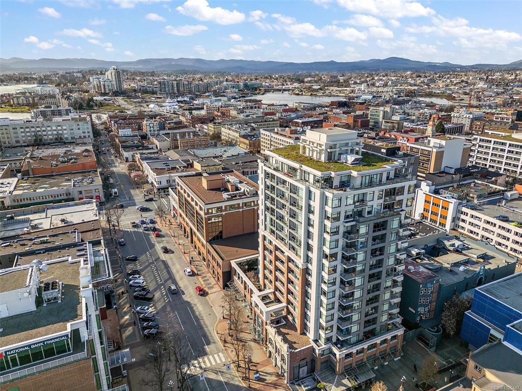 Third View of 728 Yates St, Era, Victoria, BC, V8W 0C8