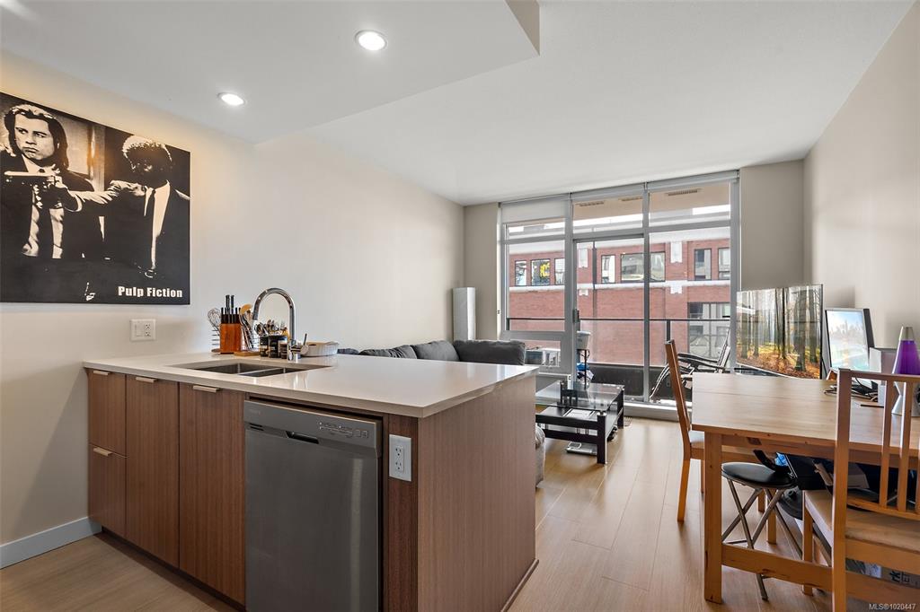 Fourth View of 728 Yates St, Era, Victoria, BC, V8W 0C8