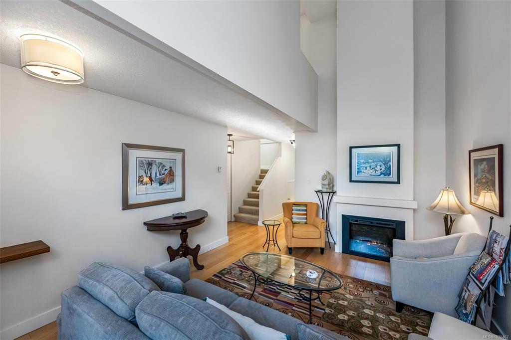 Third View of 1769 Bay St, Victoria, BC, V8R 2B9