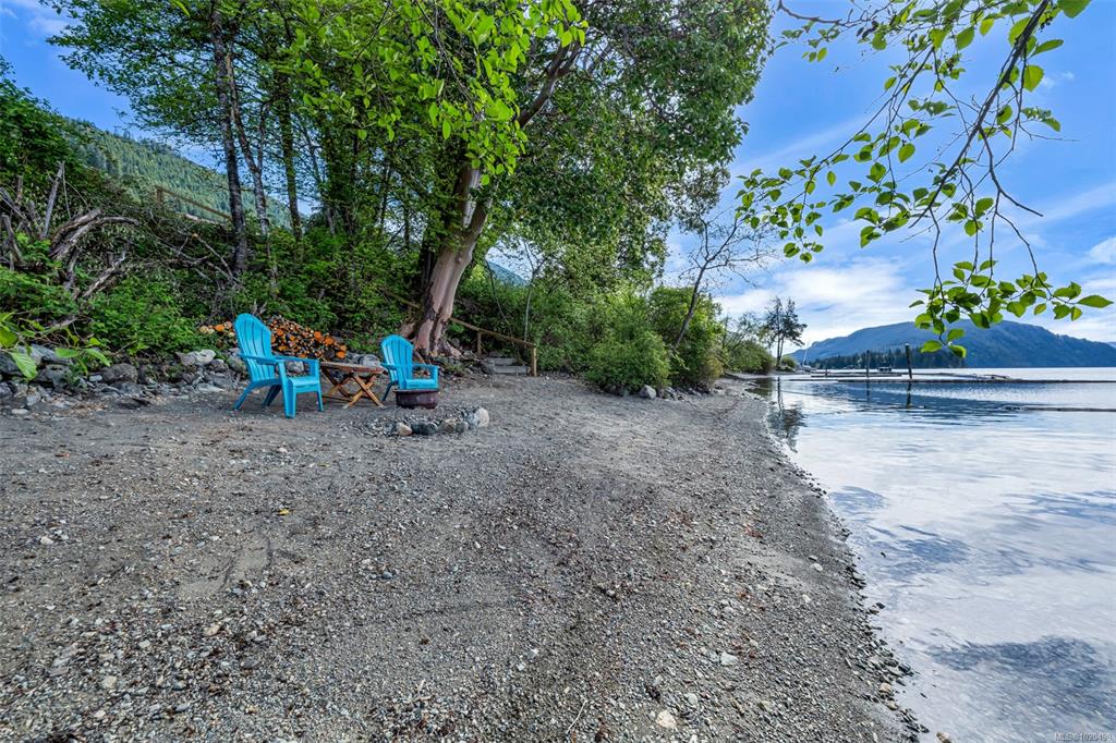 Fifth View of 10684 Alder Cres, Youbou, BC, V0R 3E1