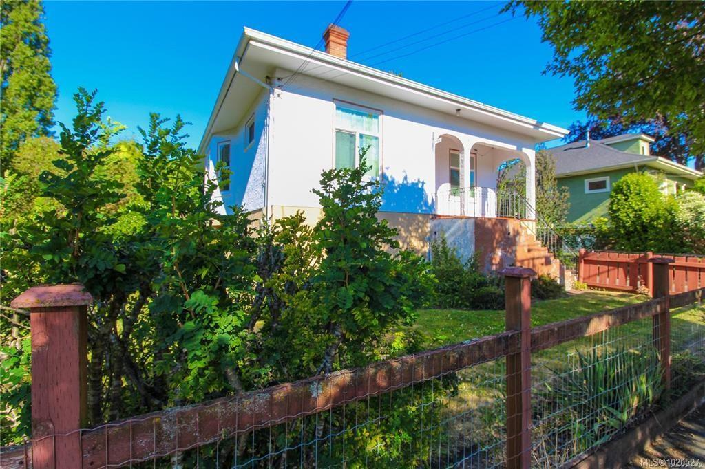 Third View of 1606 Bank St, Victoria, BC, V8R 4V4