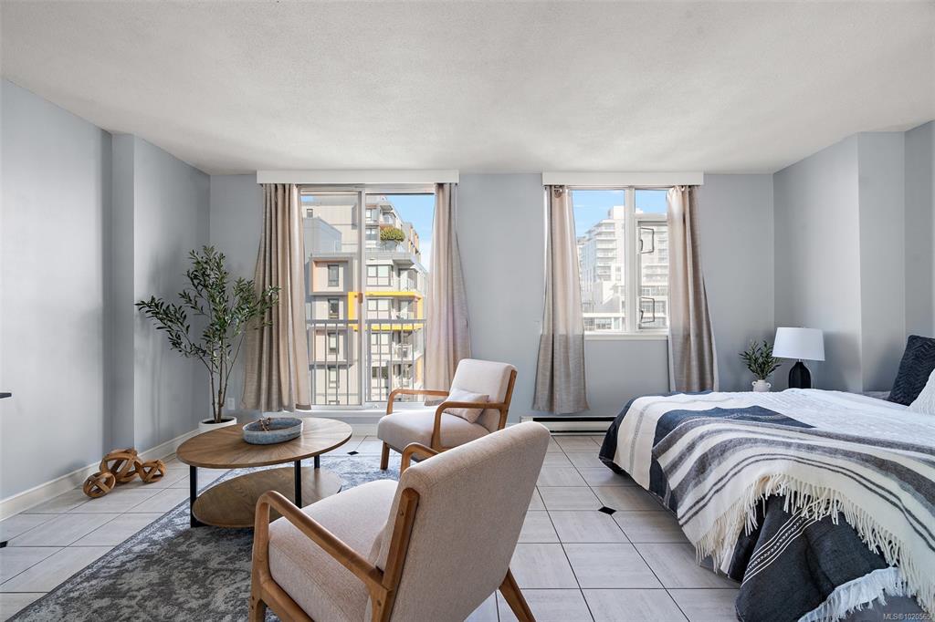 Fourth View of 835 View St, Victoria, BC, V8W 3W8