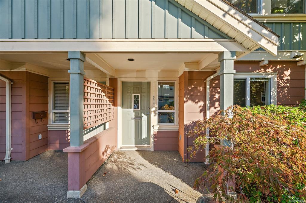 Third View of 1019 North Park St, Victoria, BC, V8T 5L4