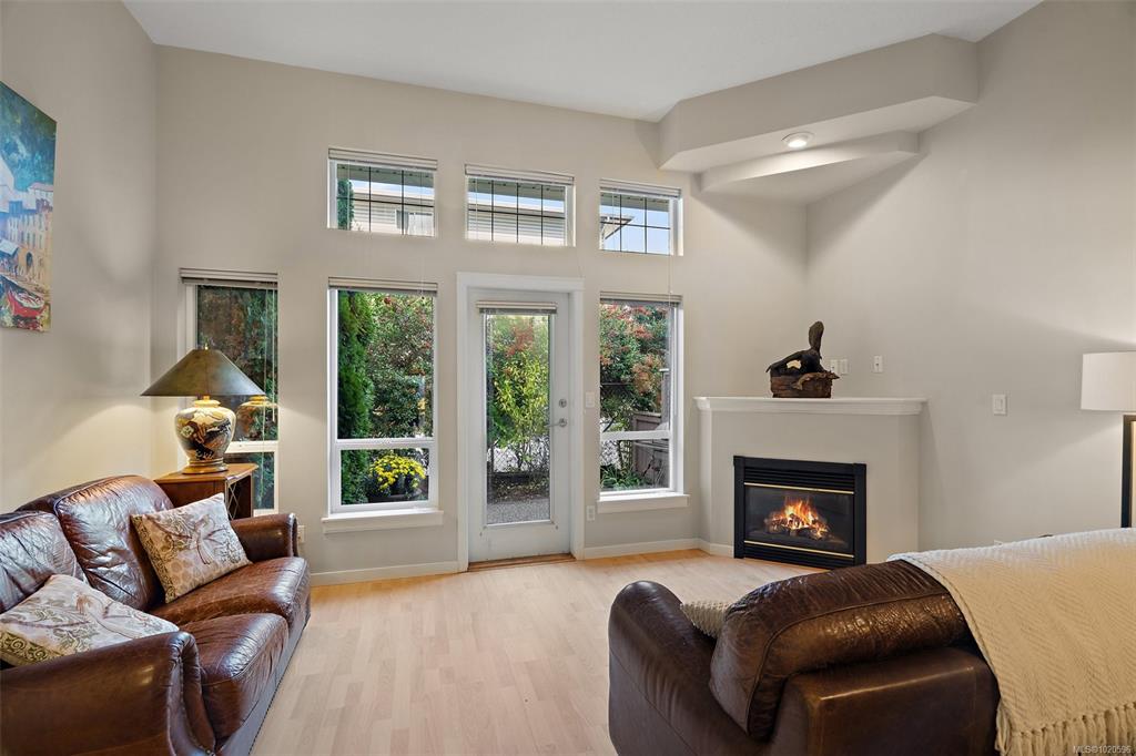 Fourth View of 1019 North Park St, Victoria, BC, V8T 5L4