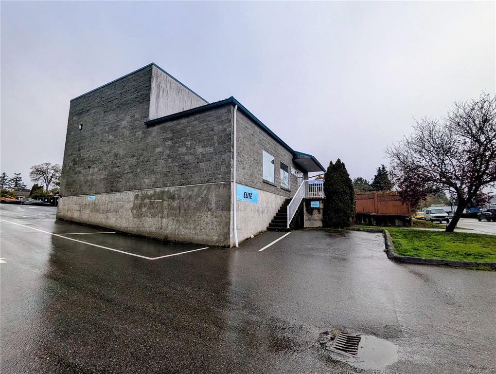 MLS® listing #30249324 for sale located at 903 Devonshire Rd