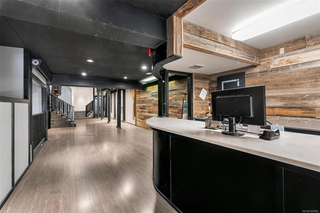 Fifth View of 1323 Government St, Victoria, BC, V8W 1Y9