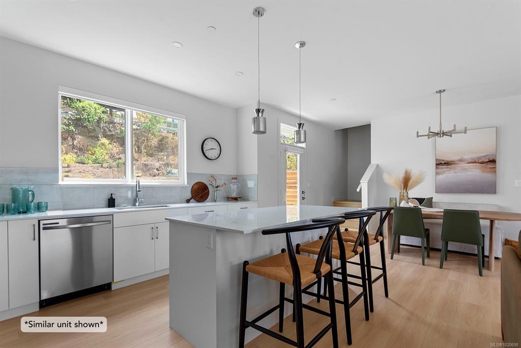 3257 Woodrush Dr, 1020690, BC,