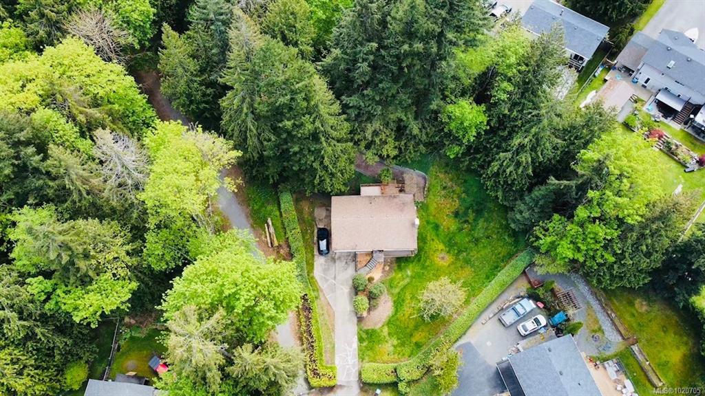 2749 Joanna Terr, 1020705, BC,