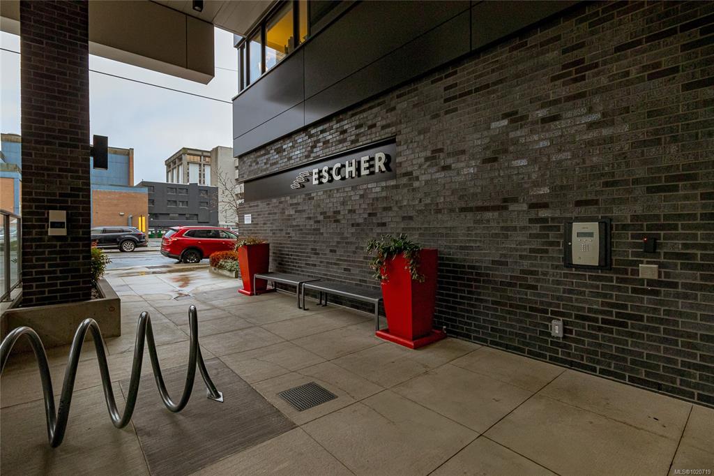 Fourth View of 838 Broughton St, The Escher, Victoria, BC, V8W 1E4