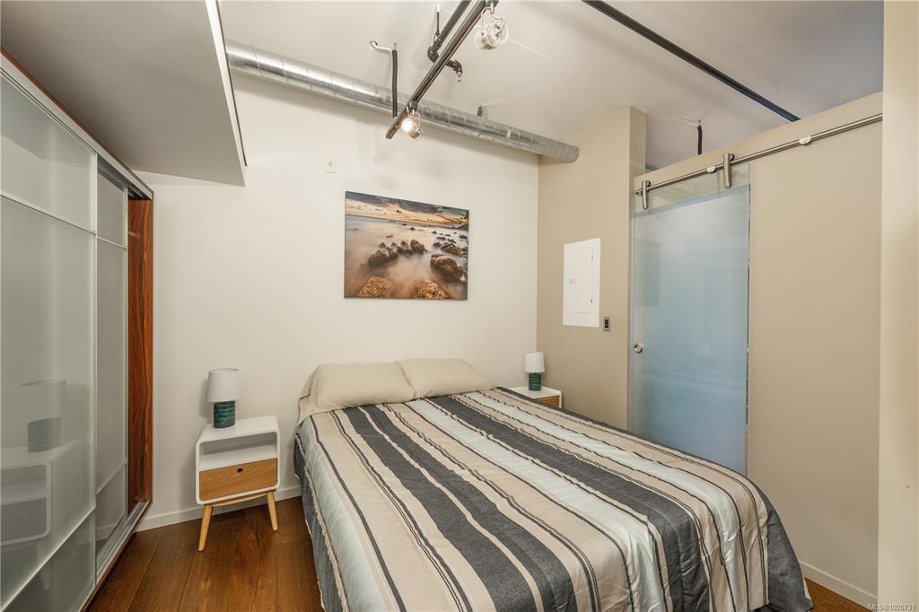 Fourth View of 1029 View St, Victoria, BC, V8V 0C9