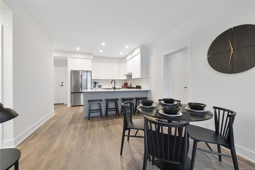 1110 Samar Cres, 1020744, BC,