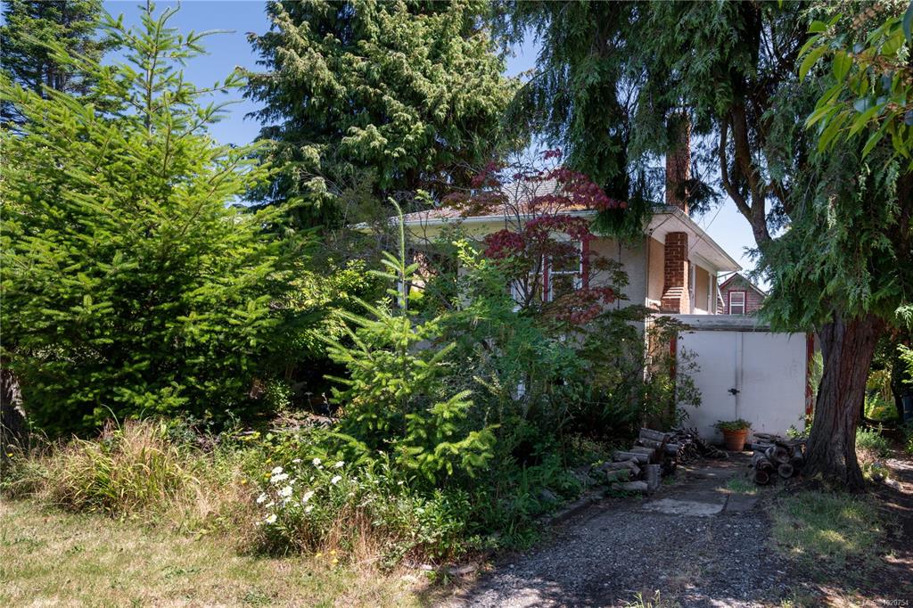 Fifth View of 517 Victoria Ave, Oak Bay, BC, V8S 4M8