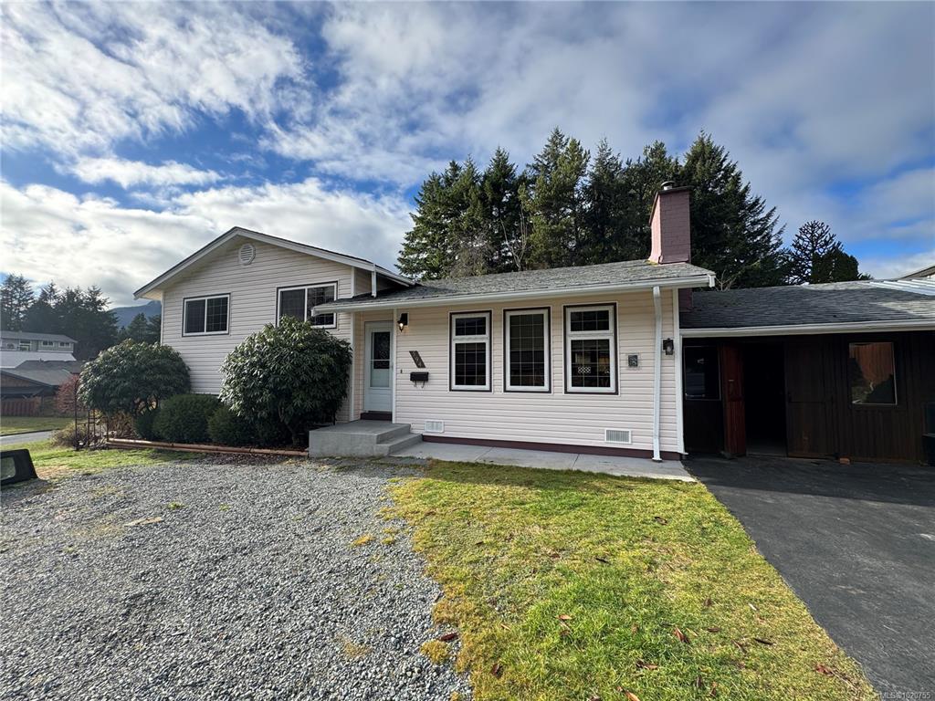 594 Hummingbird Lane, 1020755, BC,