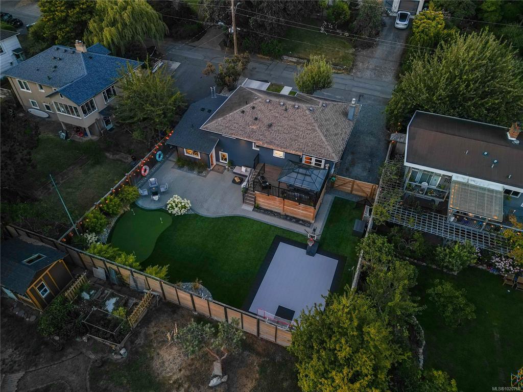 Fourth View of 2095 Lorne Terr, Oak Bay, BC, V8S 2H9