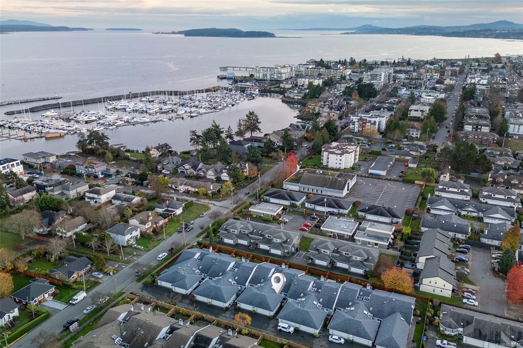 10084 Third St, 1020788, BC,