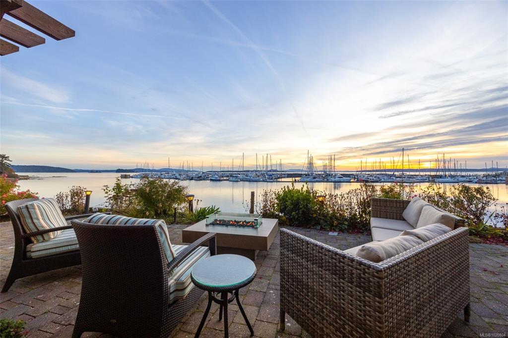 9949 Third St, 1020804, BC,