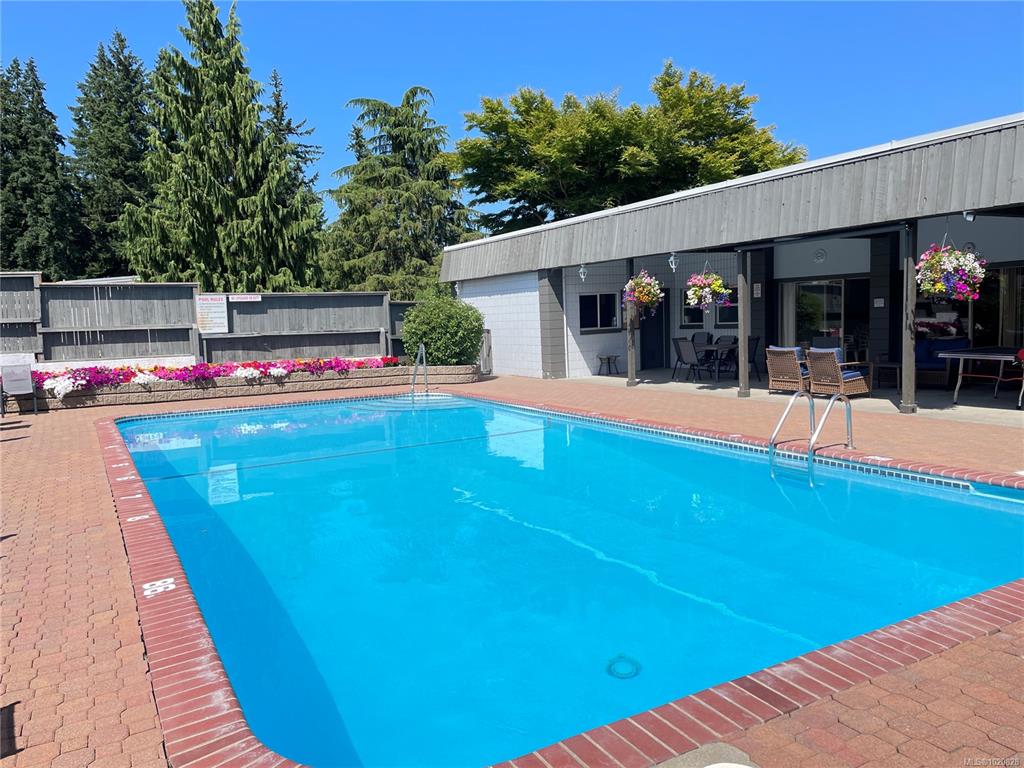 10980 Westdowne Rd, 1020828, BC,