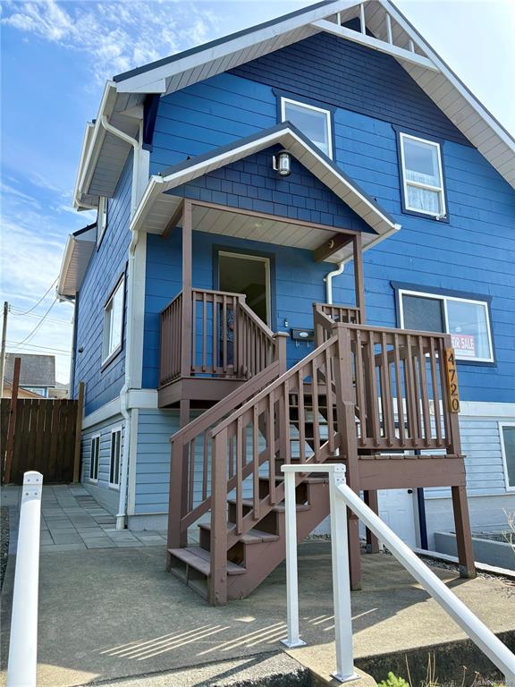 4720 Athol St, 1020859, BC,