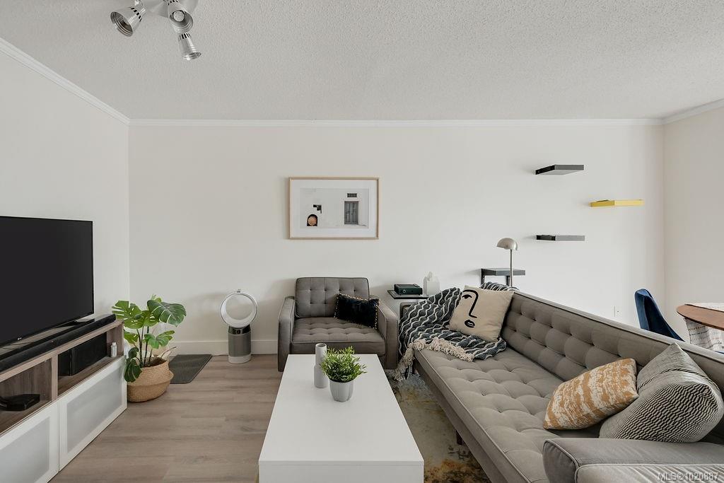 Fifth View of 1201 Hillside Ave, The Blackwood, Victoria, BC, V8T 2B1