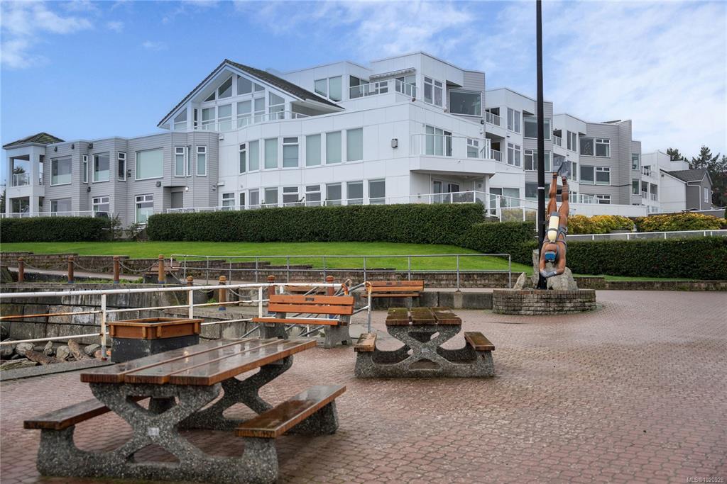 2550 Bevan Ave, 1020928, BC,