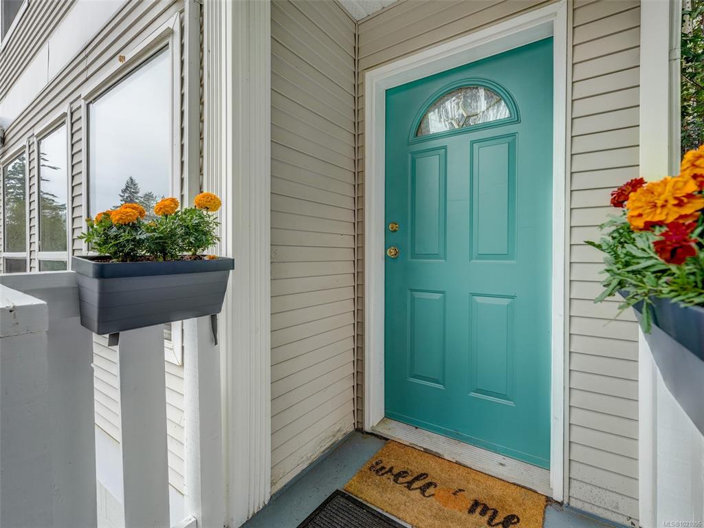 2436 Otter Point Rd, 1021006, BC,