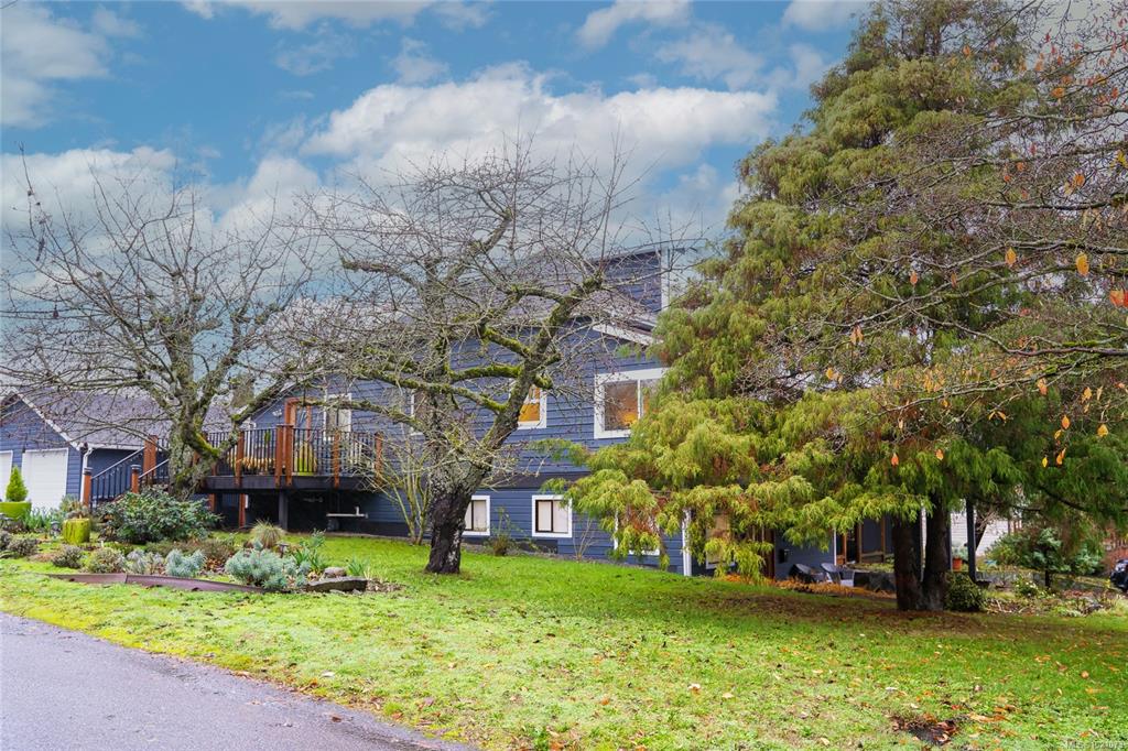 Third View of 9920 Cedar St, Chemainus, BC, V0R 1K0