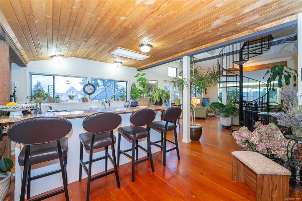 Fifth View of 9920 Cedar St, Chemainus, BC, V0R 1K0