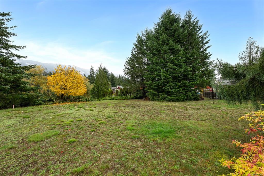 Third View of 423 Scholey Cres, Lake Cowichan, BC, V0R 2G0