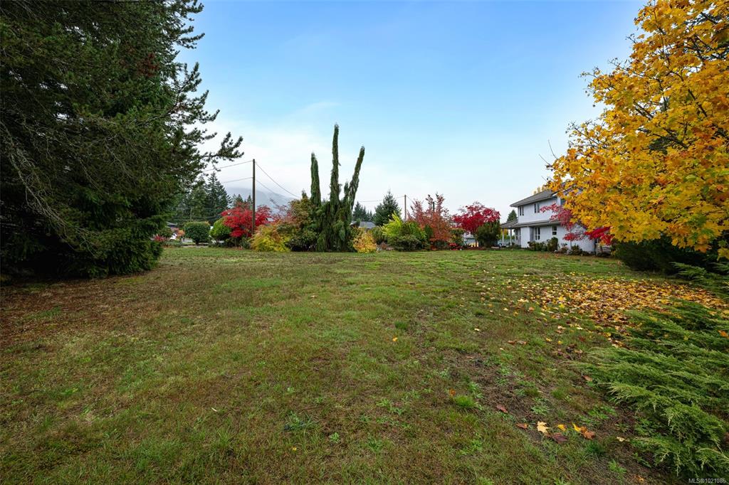 Fifth View of 423 Scholey Cres, Lake Cowichan, BC, V0R 2G0