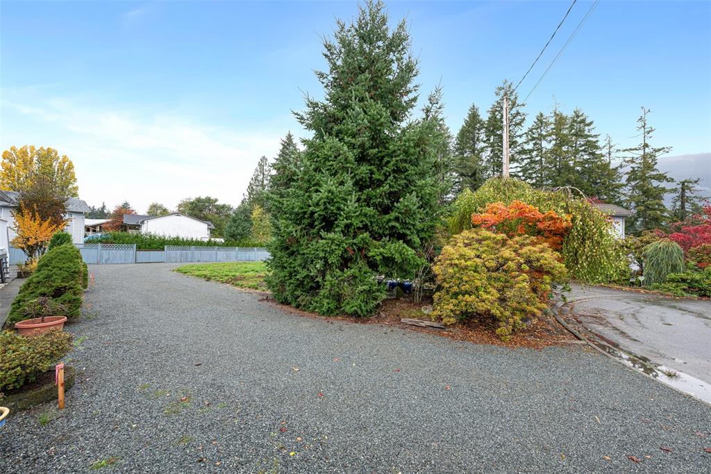 Third View of 417 Scholey Cres, Lake Cowichan, BC, V0R 2G0