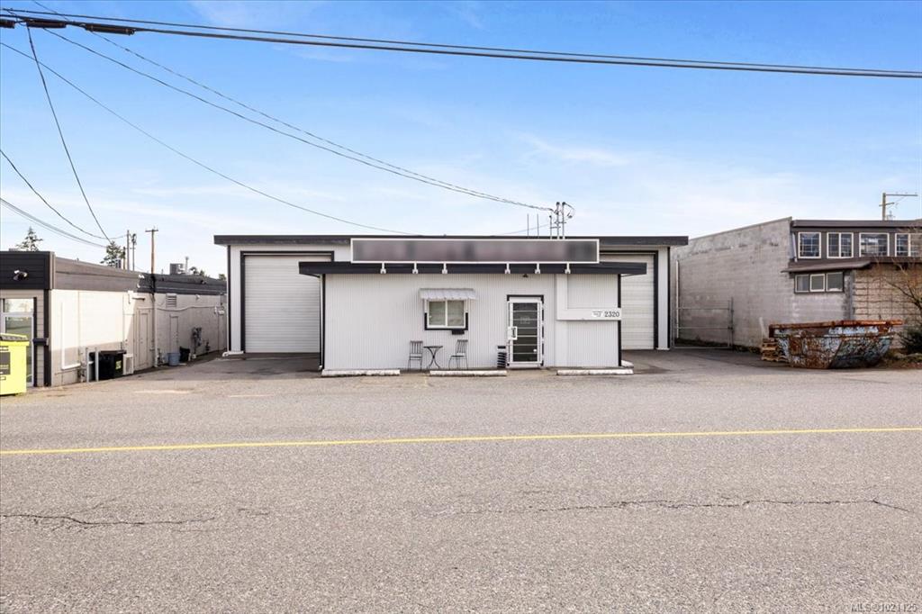 MLS® listing #30279228 for sale located at 2320 Mccullough Rd