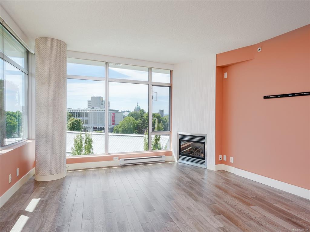 Fifth View of 737 Humboldt St, Aria, Victoria, BC, V8W 1B1