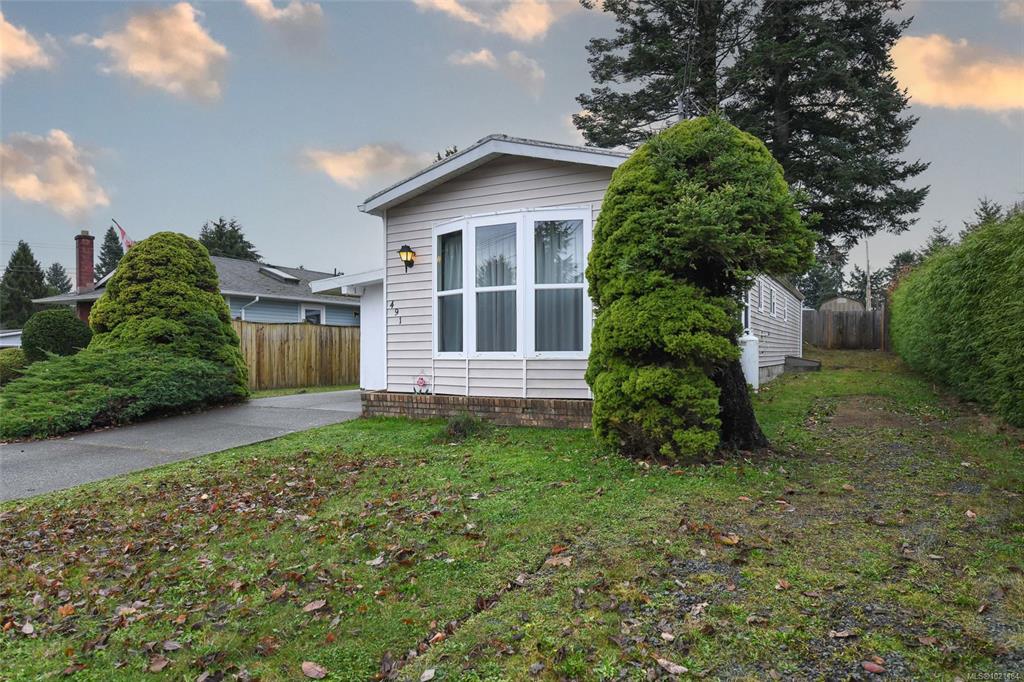 Third View of 491 Cowichan Ave, Courtenay, BC, V9N 7M1
