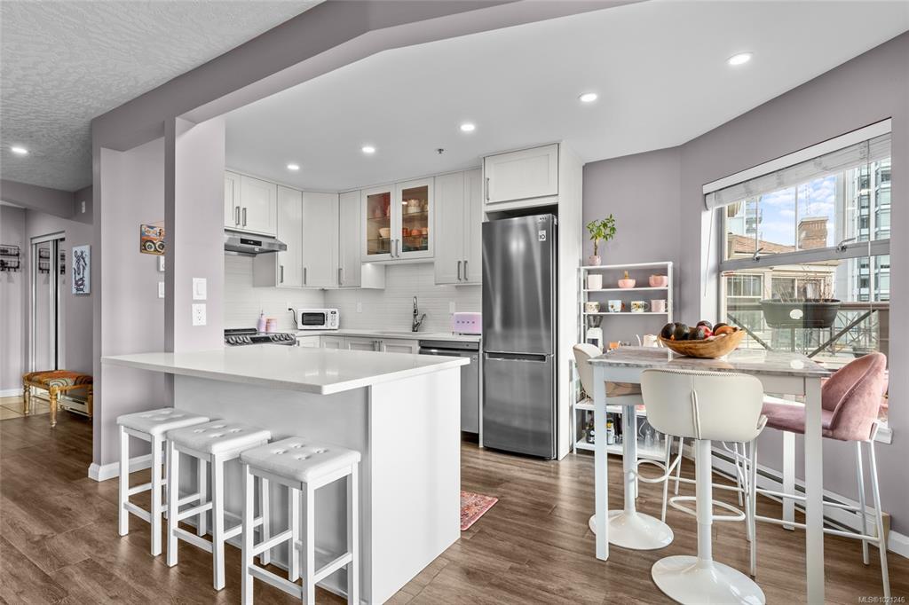 Second View of 935 Johnson St, Victoria, BC, V8V 3N5