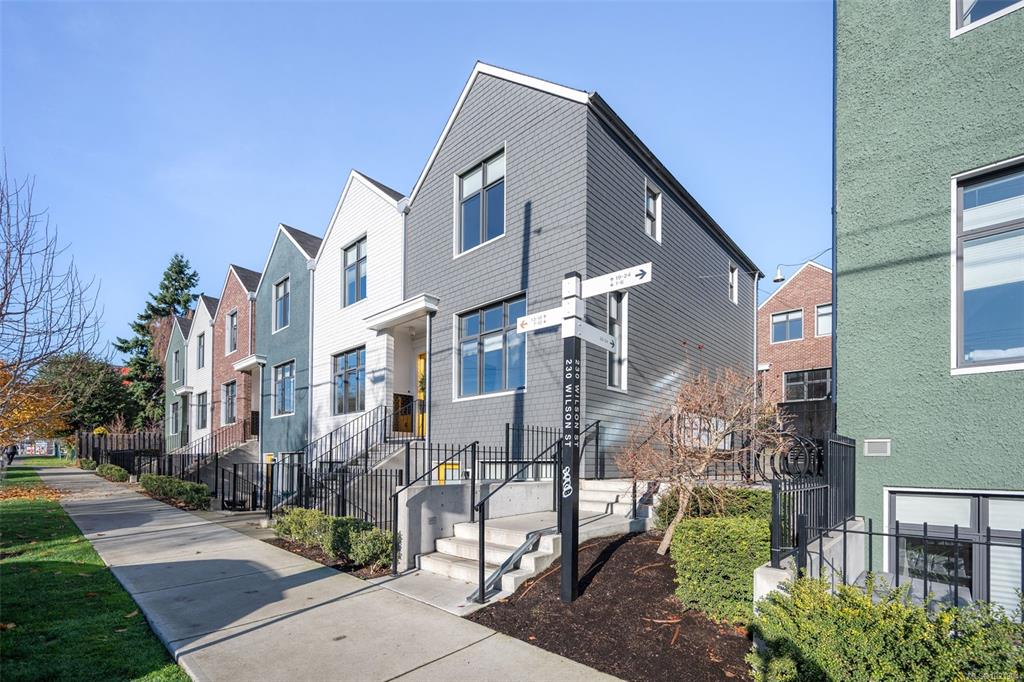 Second View of 230 Wilson St, Wilson Commons, Victoria, BC, V9A 7N6