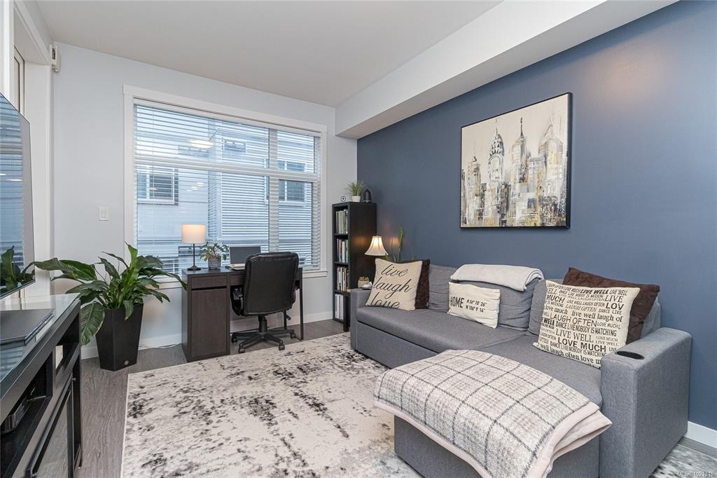 868 Orono Ave, 1021310, BC,