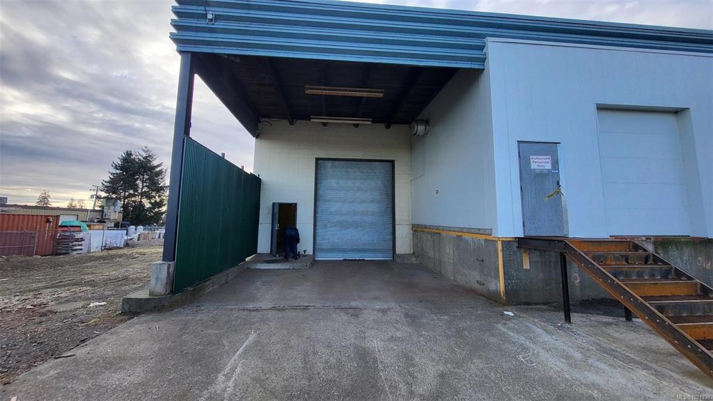 Third View of 743 28th St, Courtenay, BC, V9N 7P4