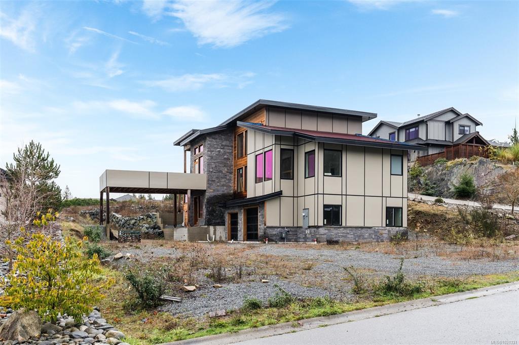 654 Sentinel Dr, 1021331, BC,