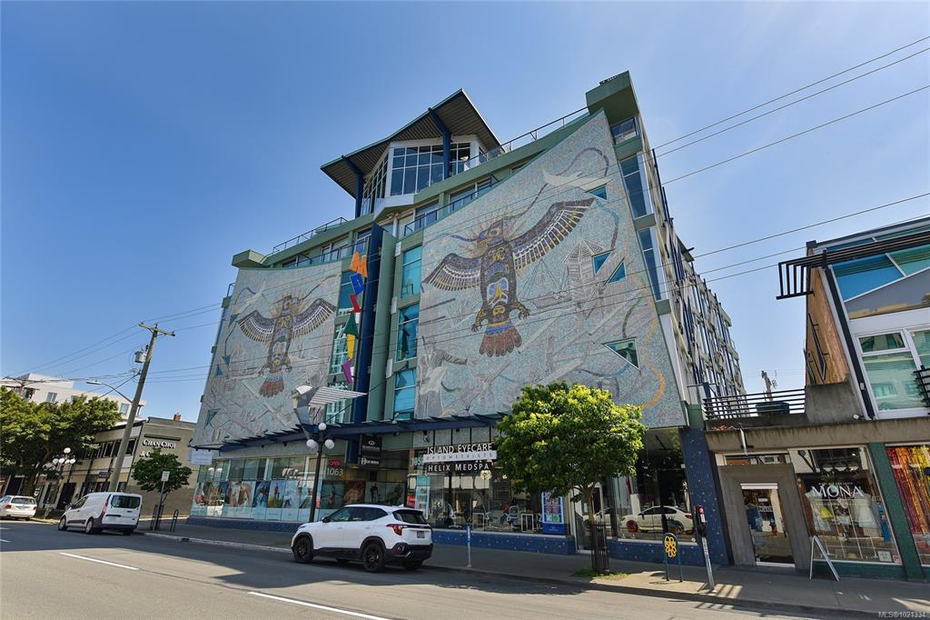 Second View of 1061 Fort St, The Mosaic, Victoria, BC, V8V 5A1