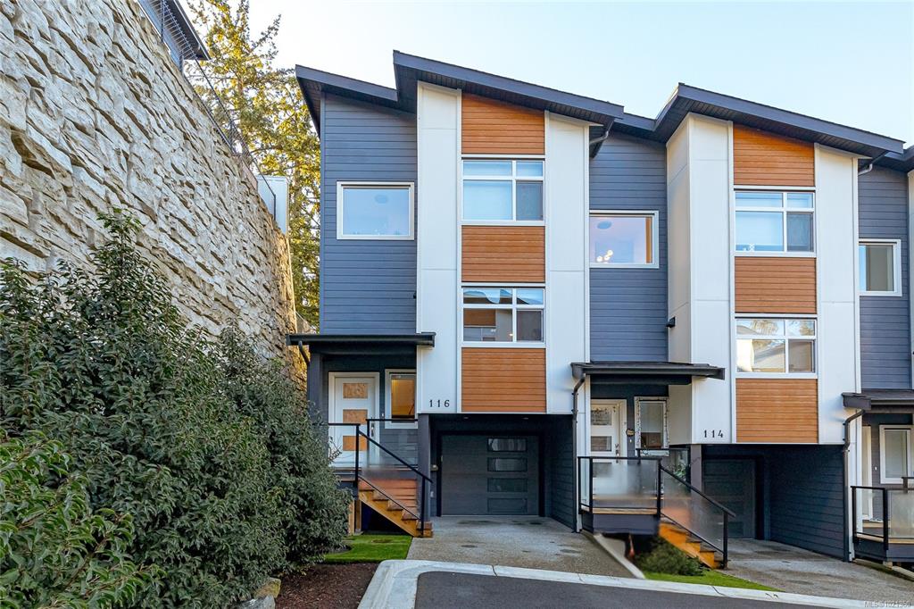 3429 Happy Valley Rd, 1021360, BC,