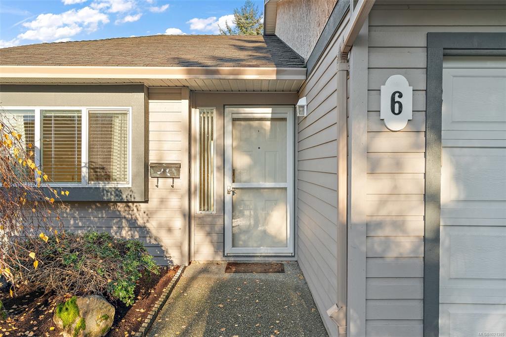 515 Mount View Ave, 1021385, BC,