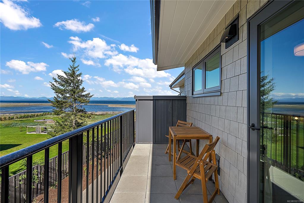 Third View of 9022 Clarkson Ave, Saratoga Beach, Black Creek, BC, V9J 1B3