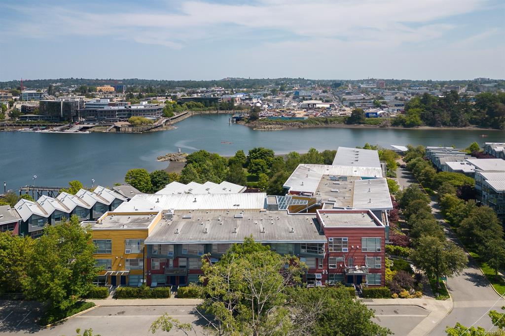 90 Regatta Landing, 1021391, BC,