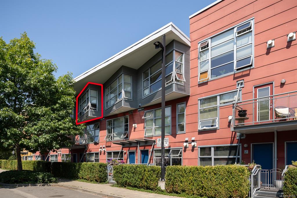 Third View of 90 Regatta Landing, Victoria, BC, V9A 7R2