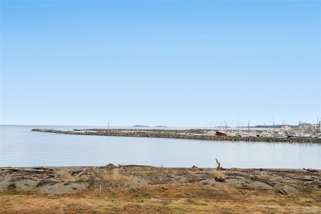 Fifth View of 1765 Admiral Tryon Blvd, French Creek, BC, V9P 2V2